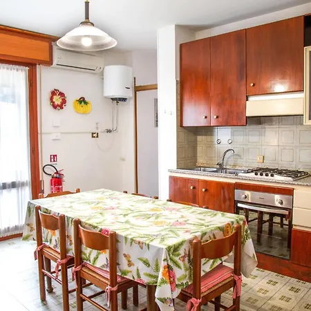 Downtown By The * Eraclea Mare